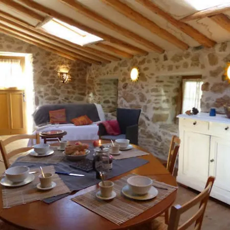 Montségur, 1 Pièce, 4 Personnes - Fr-1-419-31 Montségur